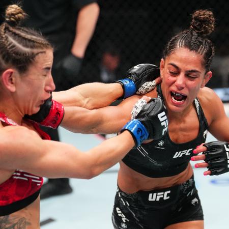 A brasileira Tabatha Ricci (de preto) venceu Tecia Pennington no UFC St. Louis