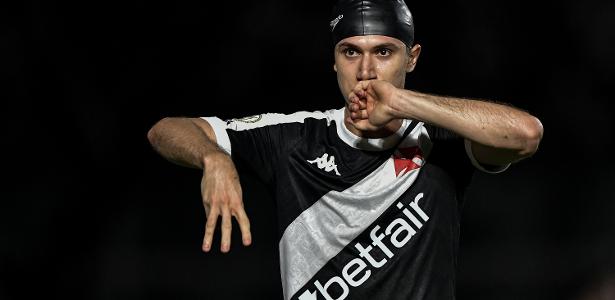 Vasco derrota Corinthians e o mantém em crise e no Z4 do Brasileirão