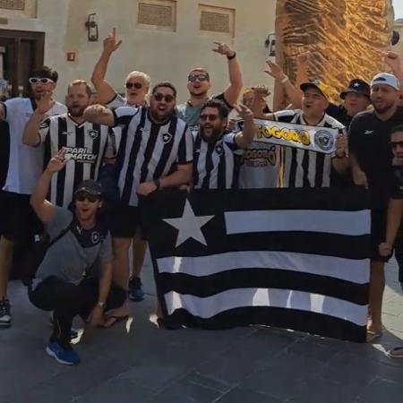 Torcedores do Botafogo no Qatar para a disputa da Copa Intercontinental