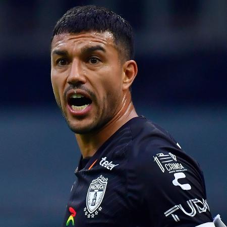 Gustavo Cabral durante jogo entre Pachuca e América no Campeonato Mexicano Gustavo Cabral durante jogo entre Pachuca e América no Campeonato Mexicano