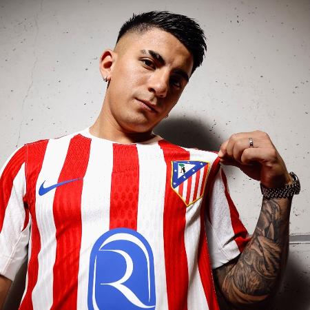Thiago Almada foi anunciado pelo Atlético de Madri
