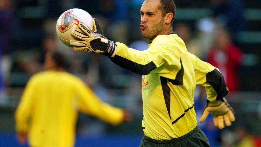 Marcos foi o goleiro titular da seleção na Copa de 2002 - Juca Varella/Folhapress
