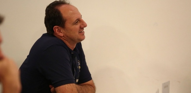 Rogério Ceni concluiu a primeira etapa do curso de treinador da CBF - Lucas Figueiredo/CBF