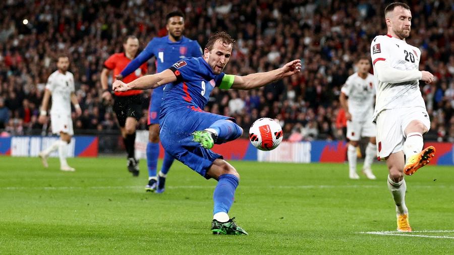 Harry Kane em ação na partida da Inglaterra contra a Albânia pelas Eliminatórias da Copa de 2022 - Hannah Mckay/Reuters