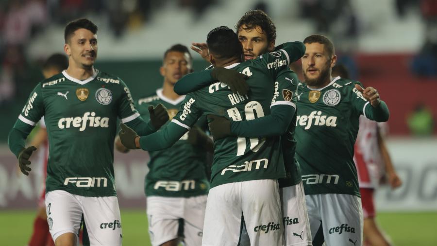 Jogadores do Palmeiras comemoram gol de Raphael Veiga, na Libertadores - Staff Images / CONMEBOL