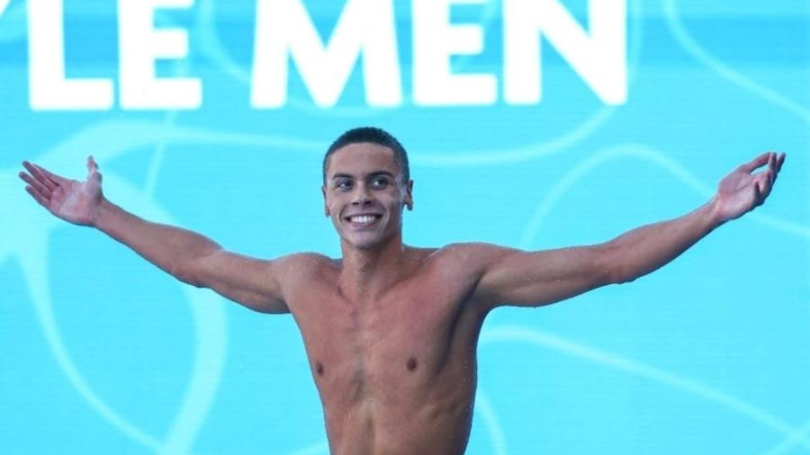 David Popovici, nadador romeno de 17 anos, quebrou recorde mundial dos 100 metros livres - Divulgação/FINA
