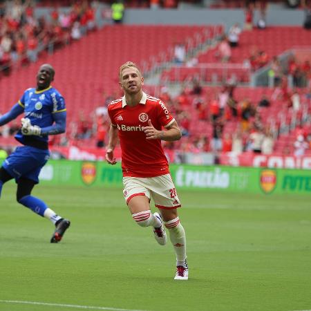 Pedro Henrique deve ser oficializado como reforço do Corinthians