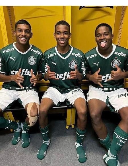 Luis Guilherme, Estevão e Endrick jogaram juntos na base do Palmeiras
