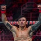 À la Aldo! Alessandro Costa nocauteia rival com chutes baixos no UFC Rio - Thiago Ribeiro/AGIF