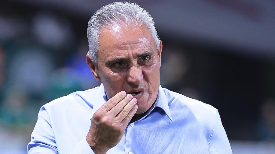 Tite, técnico do Flamengo, durante jogo contra o Palmeiras, pela Copa do Brasil