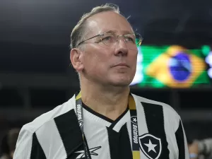 Arnaldo Ribeiro: Textor vai manter um super-Botafogo em 2025