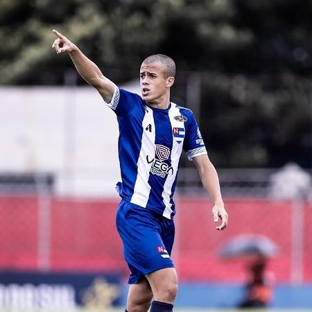 Murilo Lélis, volante do Nacional na Copinha