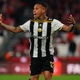 Lateral do Palmeiras sobra na 'ilha de CR7' e pode ganhar chance com Abel