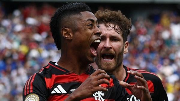 Bruno Henrique comemora gol marcado pelo Flamengo contra o Chelsea no Mundial