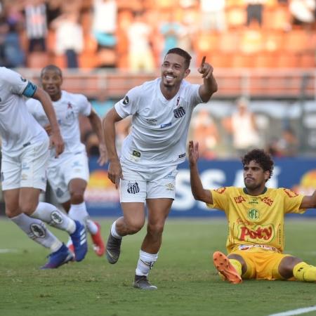 Jean Mota comemora gol da vitória do Santos contra o Mirassol - Ivan Storti/Santos FC
