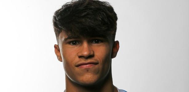 Juan Rios Base Mercado da bola: Manchester City contrata mais uma promessa da base do ...