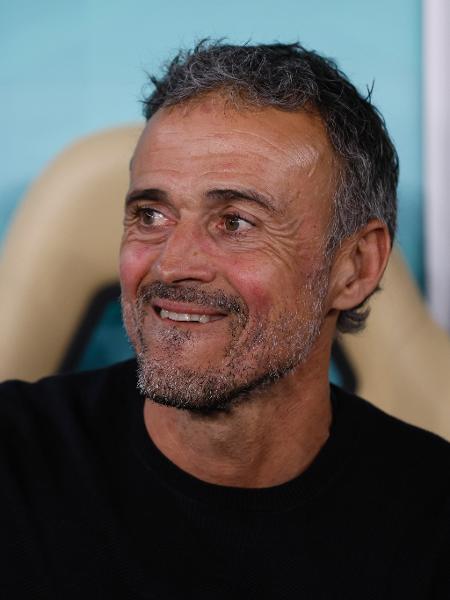 Luis Enrique, técnico da Espanha, na partida contra a Costa Rica, pela Copa do Mundo do Qatar - Richard Sellers/Getty Images