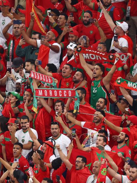 Torcedores do Marrocos em jogo contra o Canadá no Estádio Thumama, em Doha - Evrim Aydin/Anadolu Agency via Getty Images