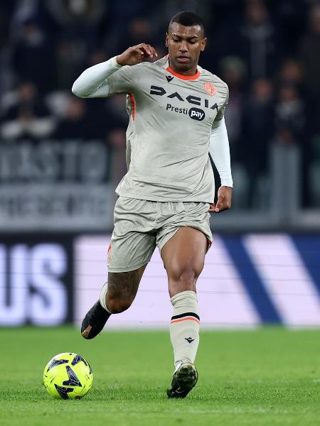 Walace, da Udinese, em jogo contra a Juventus pelo Campeonato Italiano