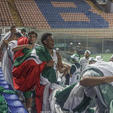 Integrantes da Mancha Alvi Verde no jogo entre Palmeiras x Ponte Preta pelo Campeonato Paulista 2024 (2)