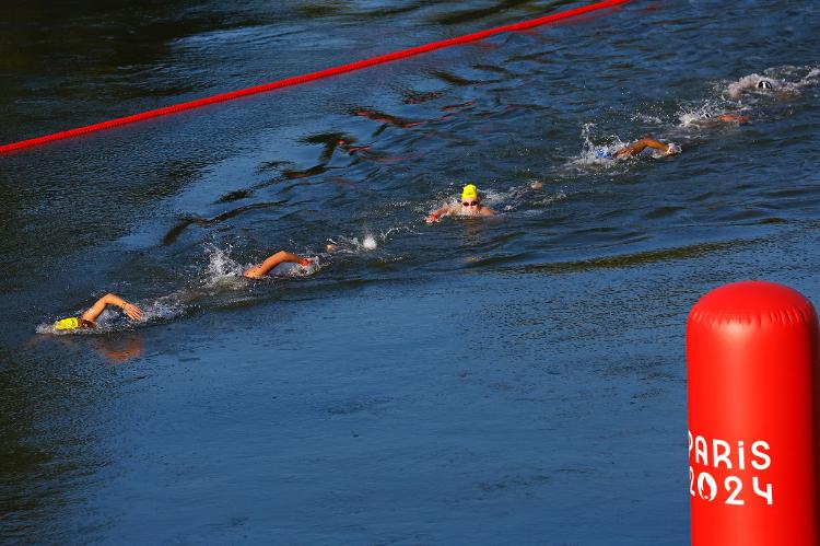 Ana Marcela Cunha durante a prova da maratona aquática nas Olimpíadas de Paris Ana Marcela Cunha durante a prova da maratona aquática nas Olimpíadas de Paris