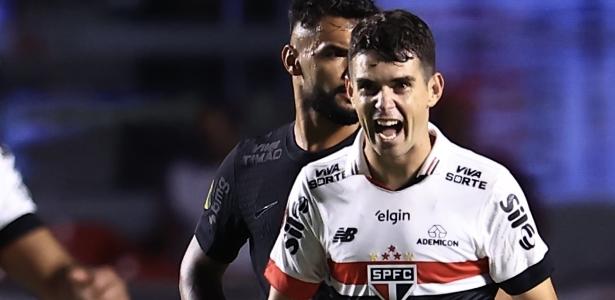 São Paulo debocha do Corinthians após conquista no Paulistão e Copinha.