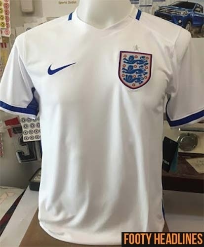 Camisa da InglaterraInglaterra - Reprodução/Footy Headlines