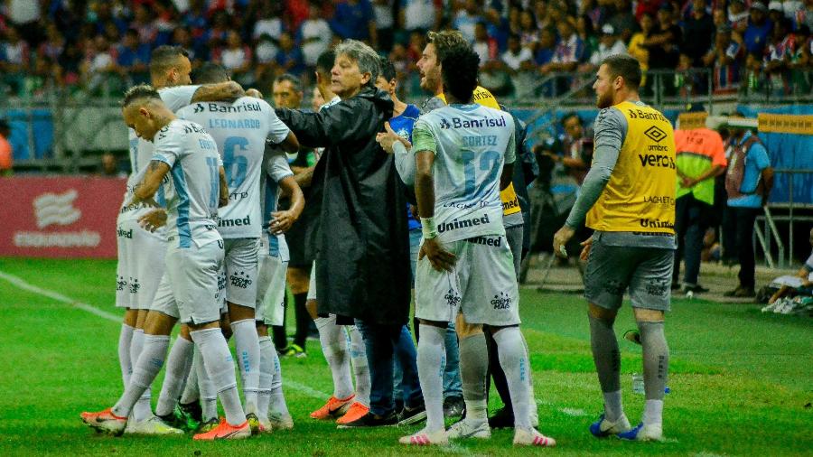 Grêmio reverteu início ruim e ostenta bom rendimento em três competições - Jhony Pinto/AGIF