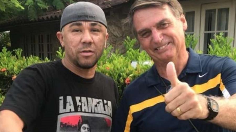 Josinaldo Lucas Freitas posa ao lado de Jair Bolsonaro durante a campanha eleitoral de 2018 - Reprodução/Instagram