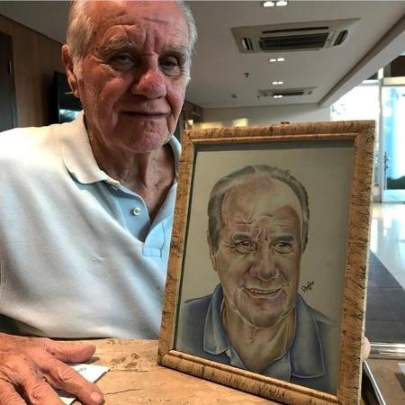 Evaristo de Macedo ganha retrato de torcedor do Bahia de 15 anos