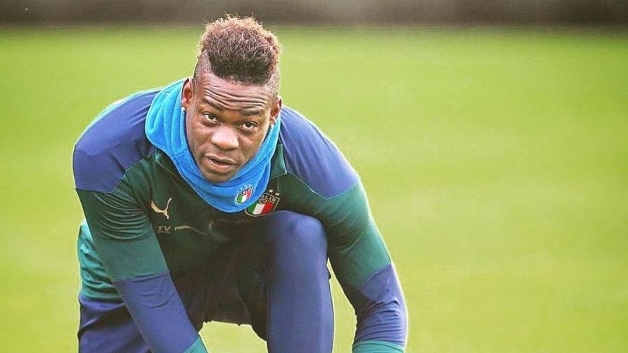 Mario Balotelli, durante treino da seleção italiana - Reprodução/Instagram