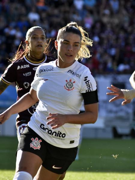 Tamires, durante jogo entre Corinthians e Ferroviária, pela final do Brasileirão feminino