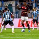 Flamengo diz que Carlinhos sofreu racismo após expulsão contra o Grêmio