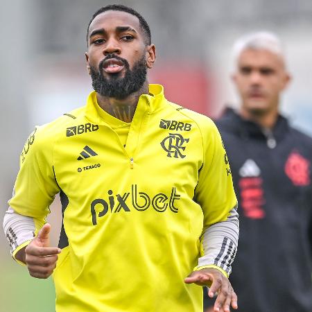 Gerson durante treino do Flamengo - Marcelo Cortes/Flamengo