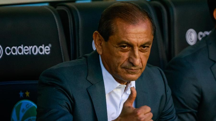 Ramón Díaz, técnico do Internacional, na partida contra o Juventude pelo Campeonato Brasileiro Ramón Díaz, técnico do Internacional, na partida contra o Juventude pelo Campeonato Brasileiro