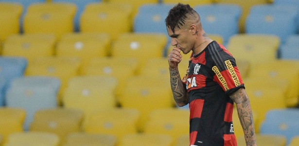 Paolo Guerrero vive má fase e tem apoio para dar a volta por cima no Flamengo - Pedro Martins/AGIF