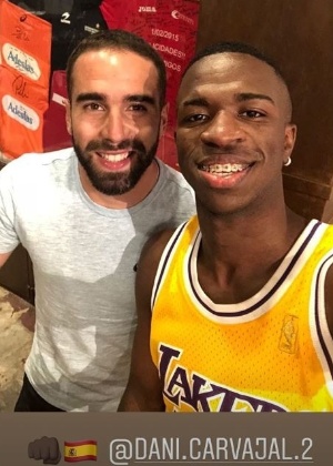 Vinícius Jr. posta foto com Carvajal, lateral do Real Madrid - Reprodução/Instagram