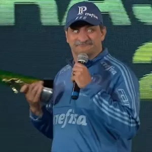 Humorista imita Felipão - Reprodução - Reprodução