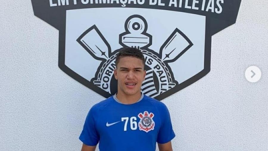 David Viana, 12 anos, marcou mais de 100 gols pelo Flamengo na temporada passada - Reprodução/Instagram