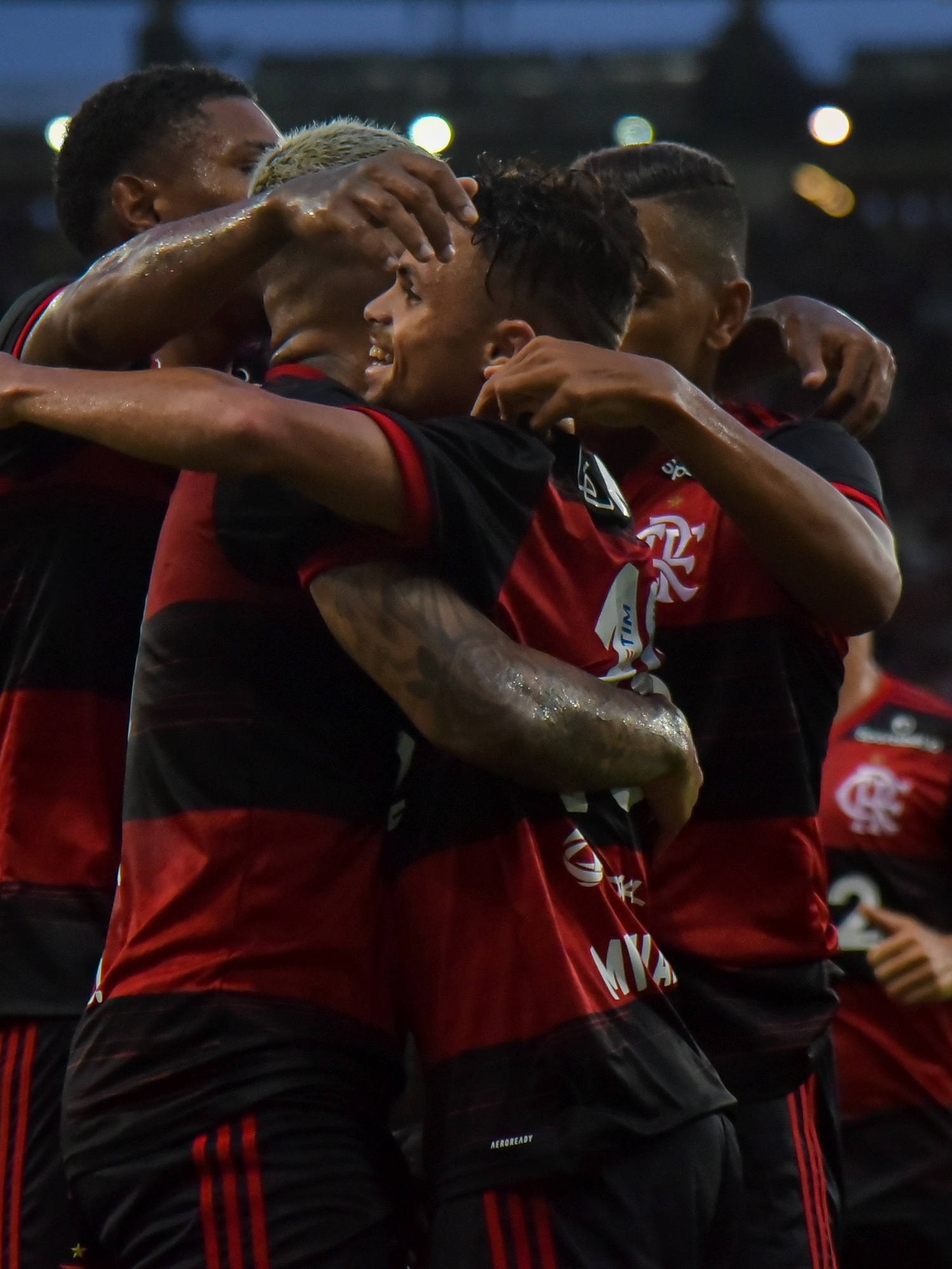 Flamengo x Cabofriense: acompanhe o placar AO VIVO do jogo pela Taça  Guanabara, Torcedores