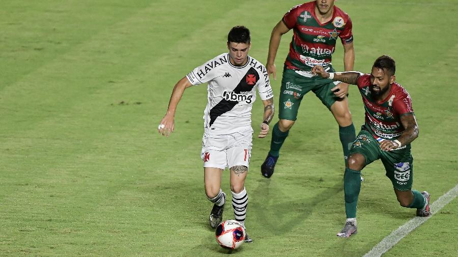 Gabriel Pec é um dos destaques do Vasco para a partida contra a Portuguesa em São Januário - Thiago Ribeiro/AGIF