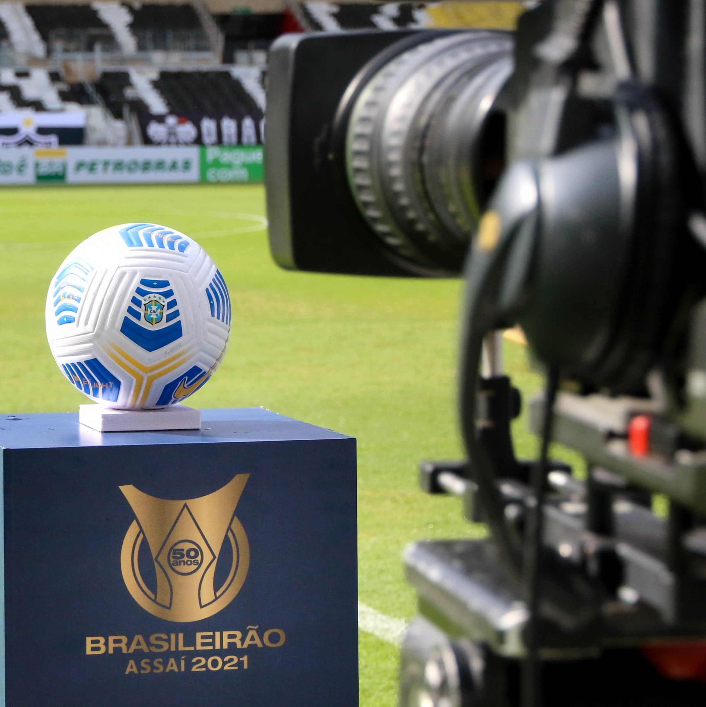 Globo e CBF fecham acordo de transmissão do futebol feminino