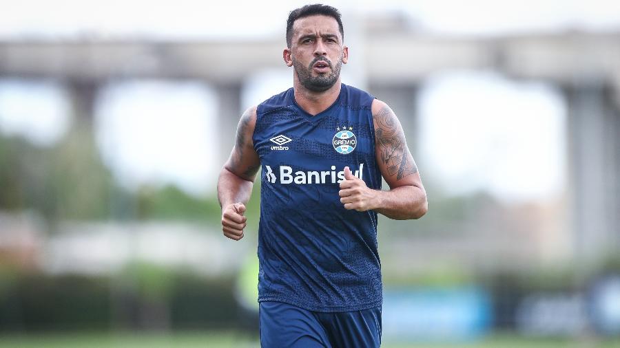 Edilson é o sexto jogador contratado pelo Grêmio para 2022, mas a lista vai aumentar mais - Lucas Uebel/Grêmio FBPA