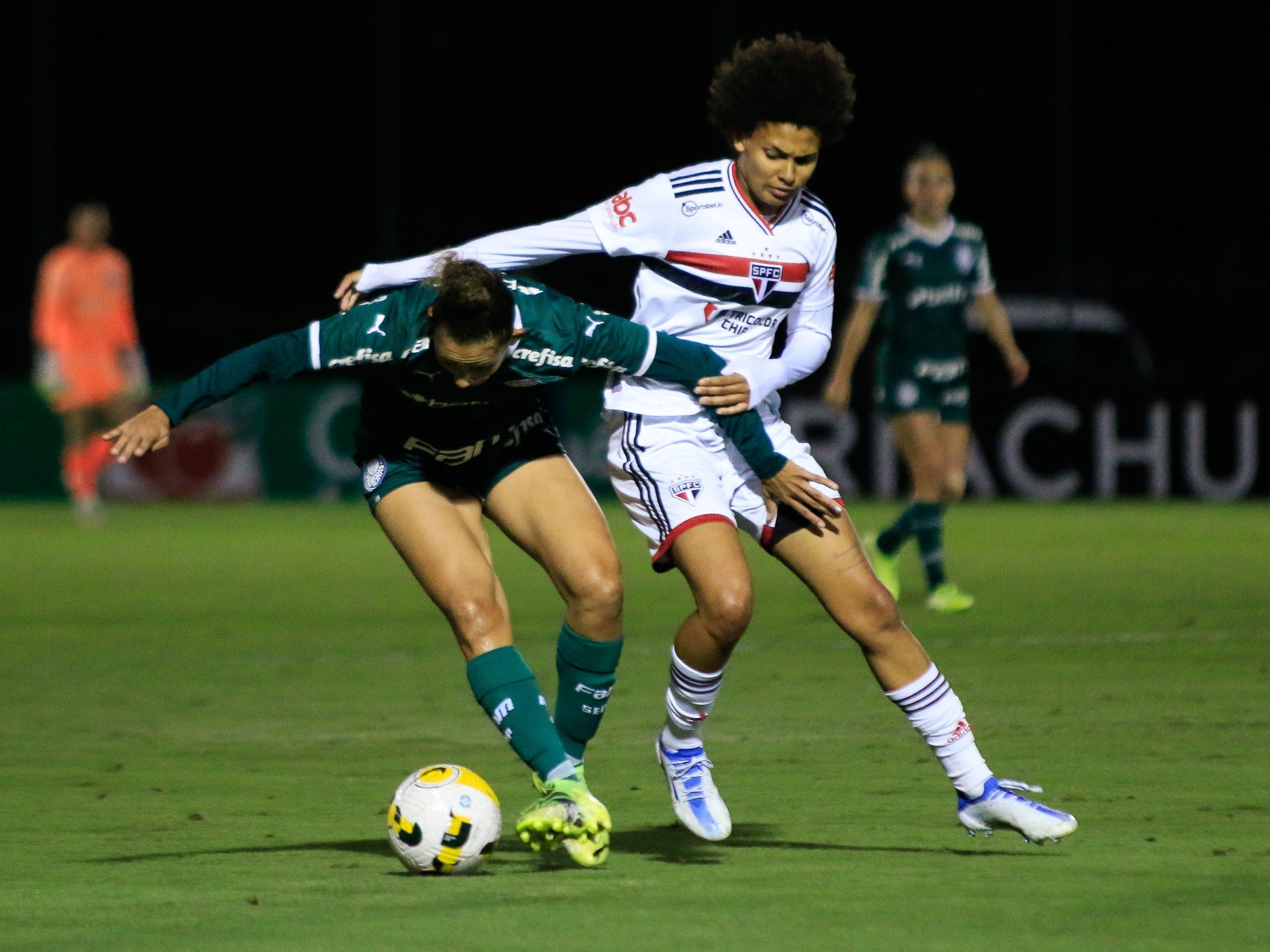 Brasileiro Feminino: Corinthians bate Cresspom em jogo 100 de