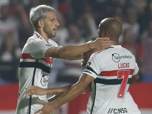 São Paulo provoca Corinthians e chama reclamações do rival de 'choro'