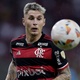 Empresário de Varela vem ao Rio negociar renovação com o Flamengo