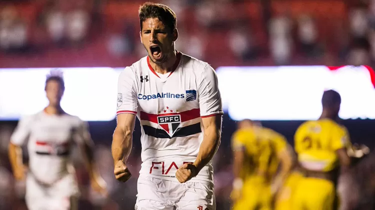 Calleri comemora após abrir o placar para o São Paulo contra o Trujillanos - Eduardo Knapp/Folhapress - Eduardo Knapp/Folhapress