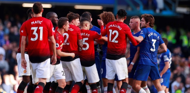 Confusão em Stanford Bridge - Andrew Couldridge/Action Images via Reuters - Andrew Couldridge/Action Images via Reuters