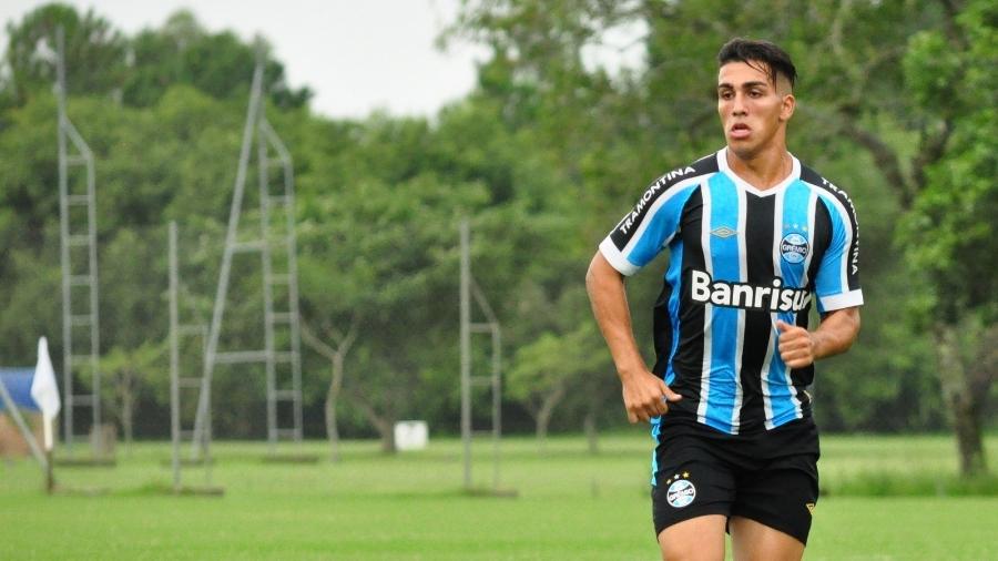 Ezequiel Esperón passou pela dupla Gre-Nal entre os anos de 2015 e 2017 e atualmente estava sem clube - Divulgação/Grêmio FBPA