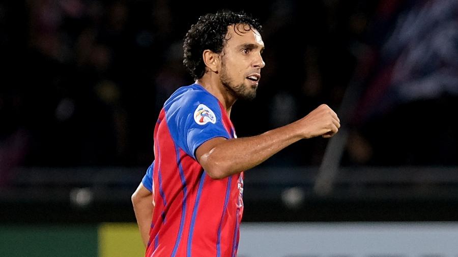 Diogo, do Johor (Malásia), comemora gol pela Liga dos Campeões da Ásia - Stanley Chou/Getty Images